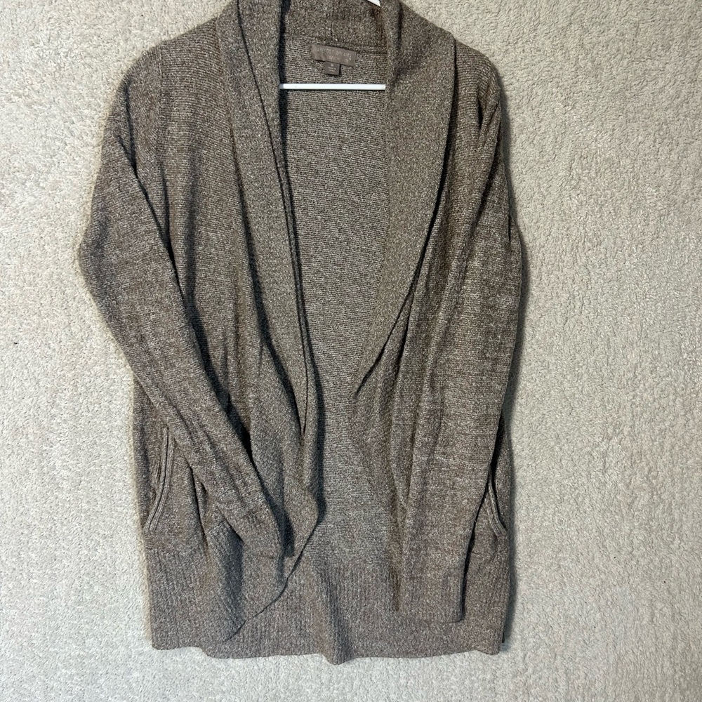 Barefoot Dreams Cozy Chic Cardigan Sweater Beige Taupe Pocket Medium